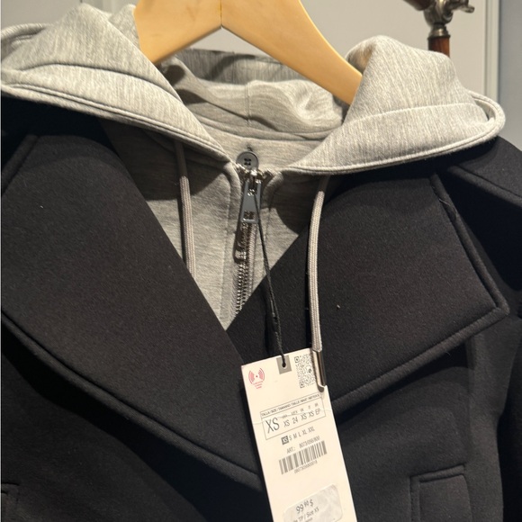New! Zara Black Cropped Peacoat with Grey Hoodie - Picture 2 of 5
